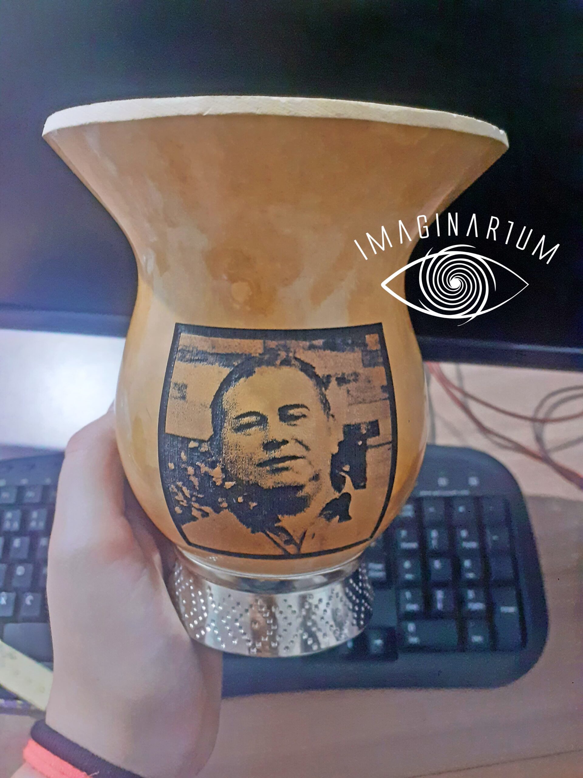 CUIA DE CHIMARRÃO PERSONALIZADA A LASER COM FOTO DE HOMEM