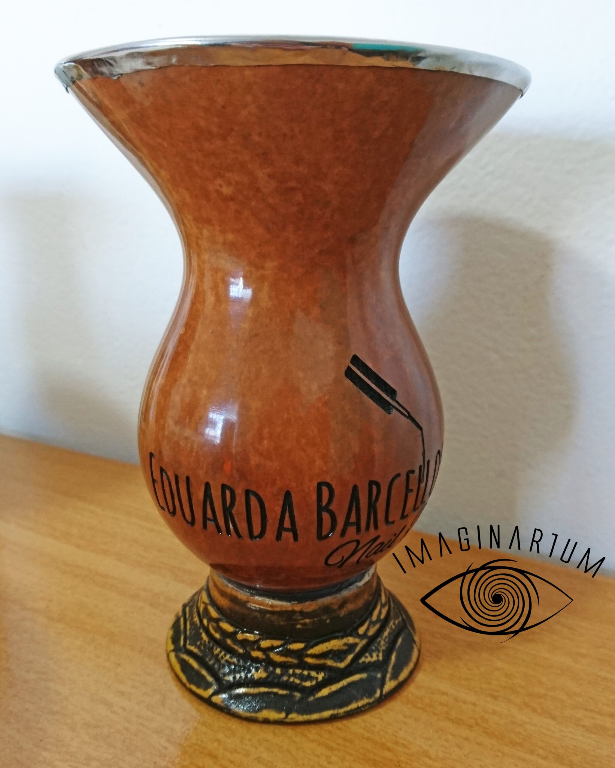 Cuia de chimarrão personalizada com logo modelo 27