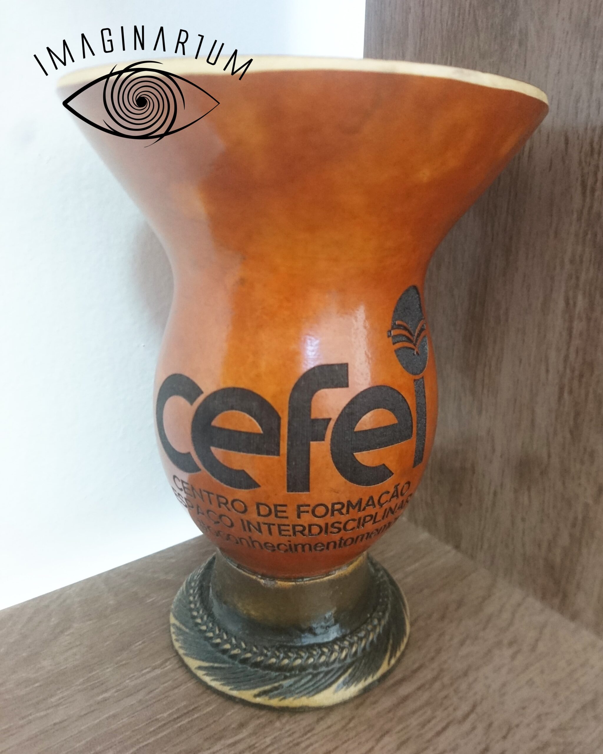 Cuia de chimarrão personalizada com logo modelo 10