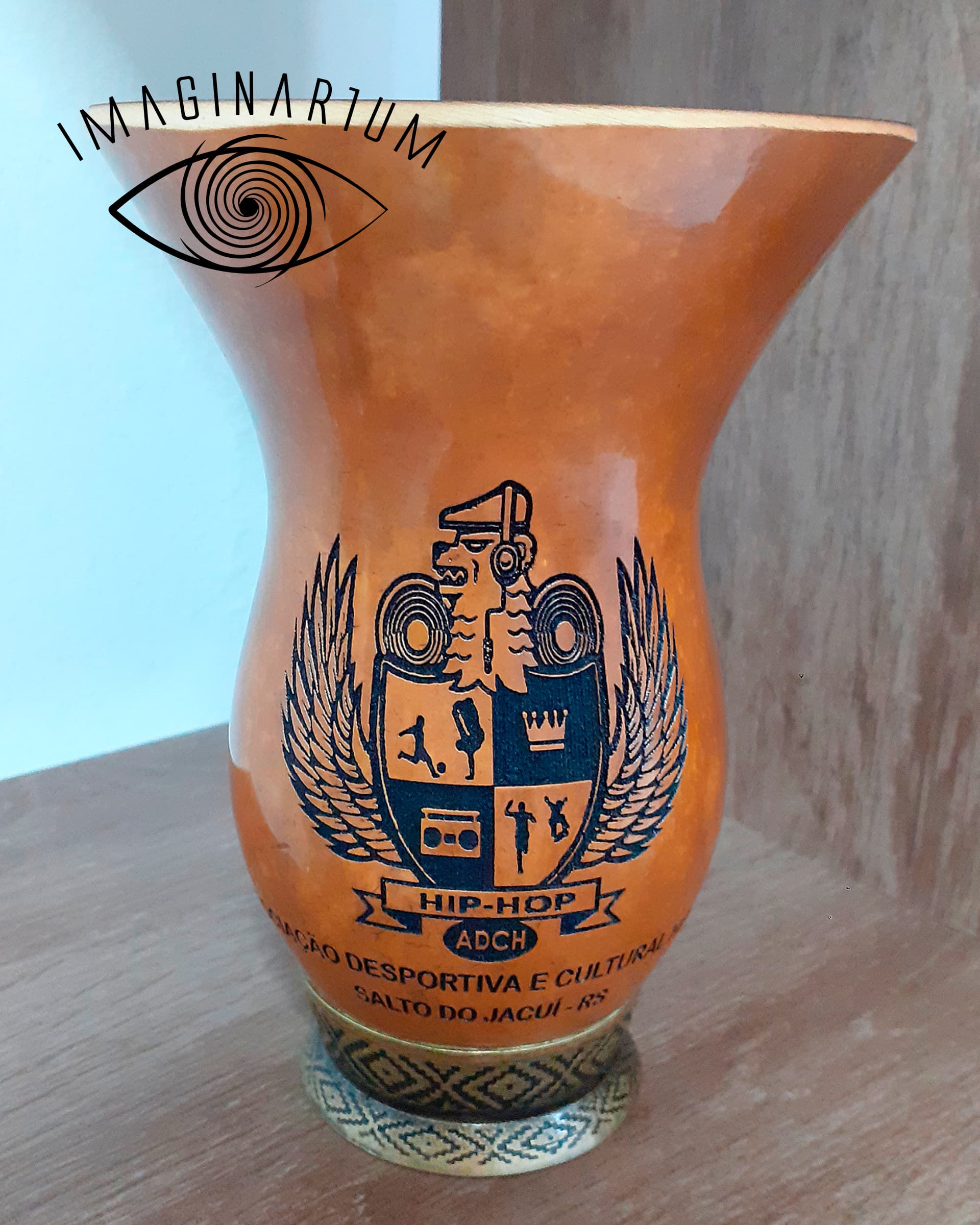 Cuia de chimarrão personalizada com logo modelo 32